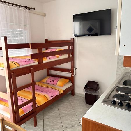 Apartments Kristina Вир Экстерьер фото